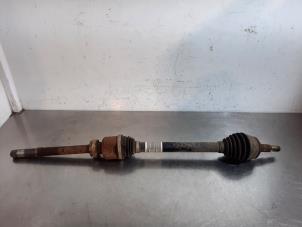 Used Front drive shaft, right Citroen C4 Grand Picasso (3A) 1.6 BlueHDI 115 Price € 96,80 Inclusive VAT offered by Autohandel Didier