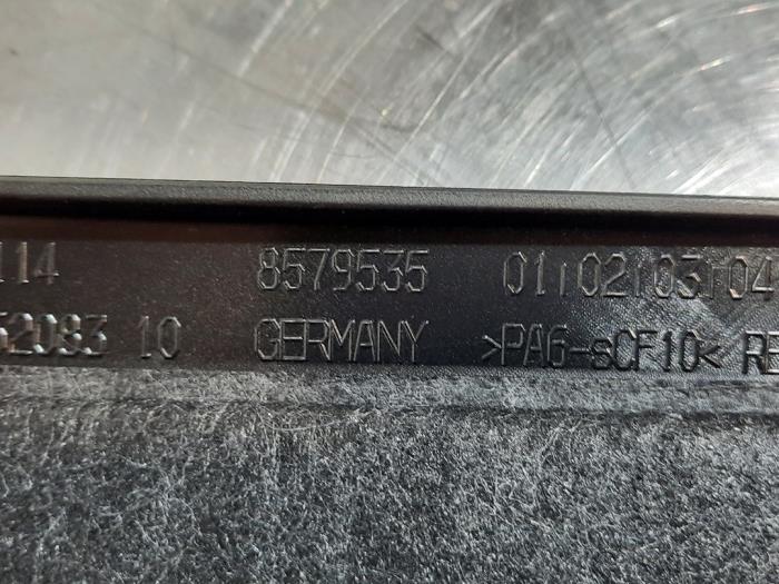 Couverture moteur d'un BMW X1 (F48) sDrive 18d 2.0 16V 2018
