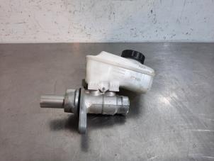 Used Master cylinder BMW X1 (F48) sDrive 18d 2.0 16V Price € 66,55 Inclusive VAT offered by Autohandel Didier