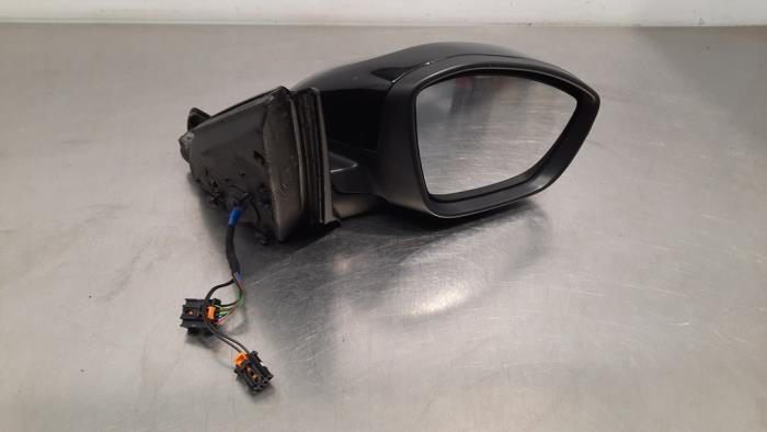 Wing mirror, right from a Peugeot 208 II (UB/UH/UP) 1.5 BlueHDi 100 2022