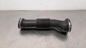 Used Air intake hose Landrover Velar Price € 66,55 Inclusive VAT offered by Autohandel Didier