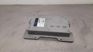 Used Radio amplifier Landrover Velar Price € 133,10 Inclusive VAT offered by Autohandel Didier