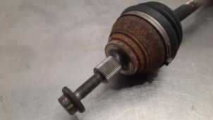 Used Front drive shaft, right Volkswagen Golf VII (AUA) 2.0 R 4Motion 16V Price € 320,65 Inclusive VAT offered by Autohandel Didier