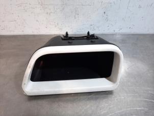 Used Storage compartment Renault Twingo III (AH) 1.0 SCe 70 12V Price € 60,50 Inclusive VAT offered by Autohandel Didier