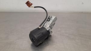 Used Ignition switch contact block Peugeot 208 I (CA/CC/CK/CL) 1.5 BlueHDi 100 Price € 36,30 Inclusive VAT offered by Autohandel Didier