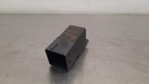 Used Glow plug relay Peugeot 208 I (CA/CC/CK/CL) 1.5 BlueHDi 100 Price € 24,20 Inclusive VAT offered by Autohandel Didier