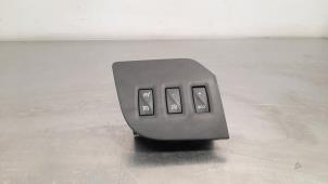 Used Cruise control switch Renault Master IV (FV) Price € 42,35 Inclusive VAT offered by Autohandel Didier