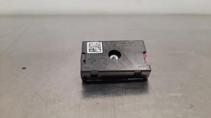 Used Antenna Amplifier BMW 1 serie (F40) 116d 1.5 12V TwinPower Price € 24,20 Inclusive VAT offered by Autohandel Didier
