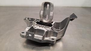 Used Engine mount Opel Corsa F (UB/UH/UP) 1.2 Turbo 12V 100 Price € 36,30 Inclusive VAT offered by Autohandel Didier