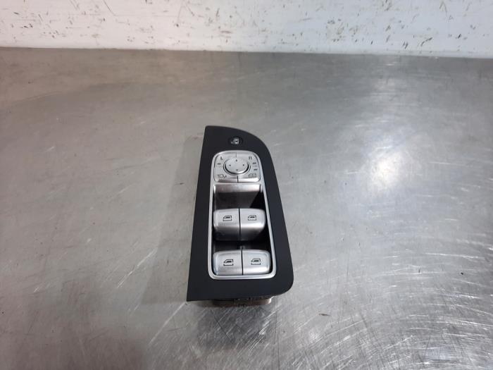 Usados Interruptor combinado de ventanillas MG Marvel R Luxury, Comfort 70 kWh Precio € 42,35 IVA incluido ofrecido por Autohandel Didier