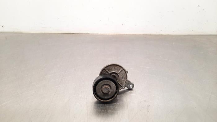 Usados Rodillo tensor correa múltiple Audi Q2 (GAB/GAG) 1.6 30 TDI 16V Precio € 30,25 IVA incluido ofrecido por Autohandel Didier