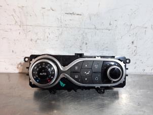 Usados Panel de control de calefacción Renault Captur (2R) Precio € 66,55 IVA incluido ofrecido por Autohandel Didier