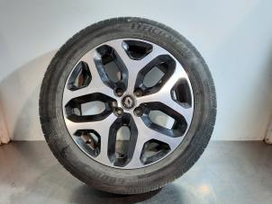 Used Wheel + tyre Renault Captur (2R) Price € 193,60 Inclusive VAT offered by Autohandel Didier