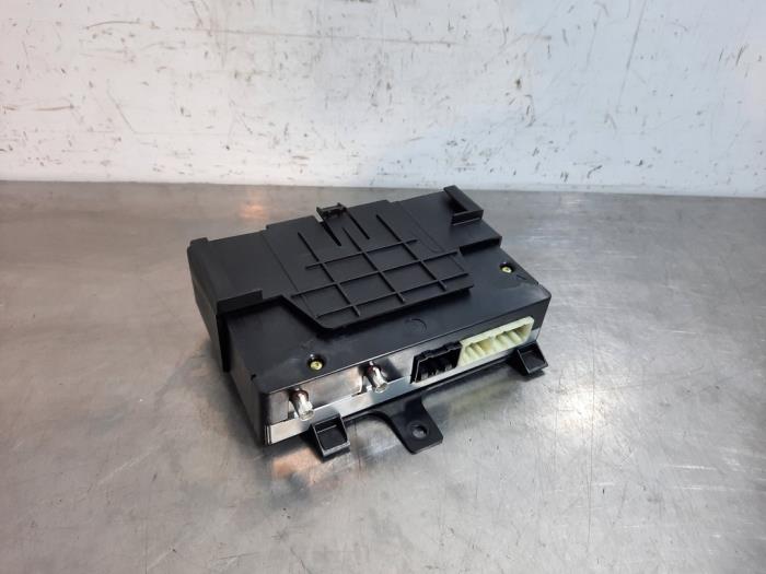 Begagnade Bluetooth-modul Opel Astra K Sports Tourer 1.6 CDTI 110 16V Pris € 60,50 Inklusive moms erbjuds av Autohandel Didier