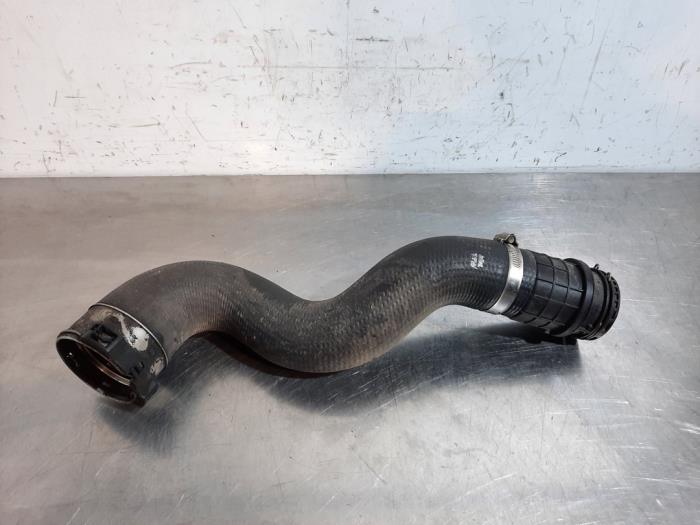 Gebrauchte Intercooler Schlauch Opel Astra K Sports Tourer 1.6 CDTI 110 16V Preis € 42,35 Mit Mehrwertsteuer angeboten von Autohandel Didier