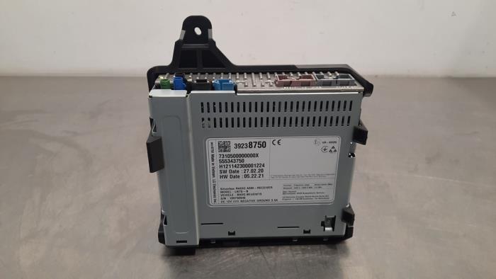 Używane Modul radiowy Opel Astra K 1.5 CDTi 122 12V Cena € 102,85 Z VAT oferowane przez Autohandel Didier