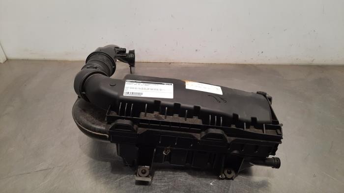Begagnade Luftfilterhus Peugeot 308 (F3/FB/FH/FM/FP) 1.2 12V PureTech 130 Pris € 24,20 Inklusive moms erbjuds av Autohandel Didier