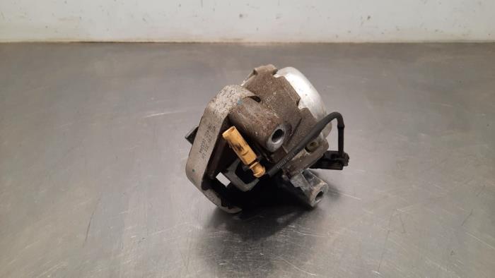 Used Engine mount Audi A6 Avant (C7) 3.0 TDI V6 24V biturbo Quattro Price € 54,45 Inclusive VAT offered by Autohandel Didier