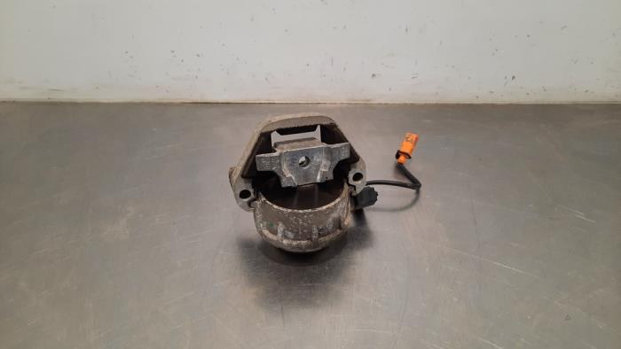 Used Engine mount Audi A6 Avant (C7) 3.0 TDI V6 24V biturbo Quattro Price € 54,45 Inclusive VAT offered by Autohandel Didier