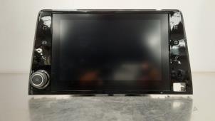 Usados Pantalla de navegación Peugeot Rifter (ER/EC/EZ) 1.2 PureTech 110 Precio € 266,20 IVA incluido ofrecido por Autohandel Didier