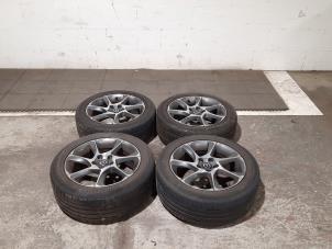 Used Set of wheels + tyres Volvo V40 Cross Country (MZ) 2.0 D3 16V Price € 508,20 Inclusive VAT offered by Autohandel Didier