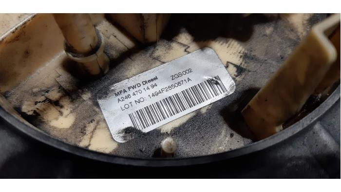 Bomba eléctrica de combustible de un Mercedes-Benz GLA (156.9) 2.2 200 CDI, d 16V 2015