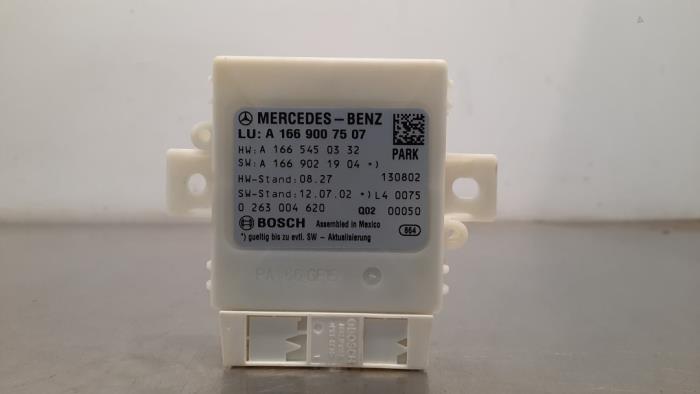 Begagnade PDC-modul Mercedes ML III (166) 2.1 ML-250 CDI 16V BlueTEC 4-Matic Pris € 30,25 Inklusive moms erbjuds av Autohandel Didier