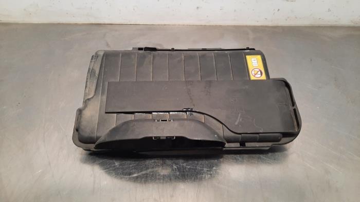 Begagnade Batterilock Mercedes GLA (156.9) 2.2 200 CDI, d 16V Pris € 24,20 Inklusive moms erbjuds av Autohandel Didier