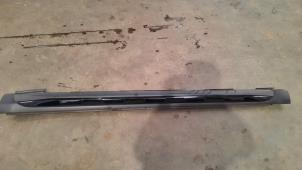 Used Door sill left Mercedes GLA (156.9) 2.2 200 CDI, d 16V Price on request offered by Autohandel Didier
