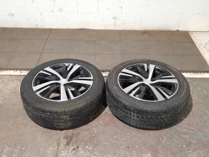 Used Set of wheels + tyres Peugeot 3008 II (M4/MC/MJ/MR) 1.6 16V PureTech 180 Price € 574,75 Inclusive VAT offered by Autohandel Didier