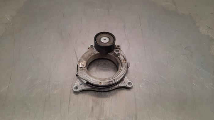 Usados Rodillo tensor correa múltiple BMW X5 (G05) xDrive 30d 3.0 24V Precio € 60,50 IVA incluido ofrecido por Autohandel Didier