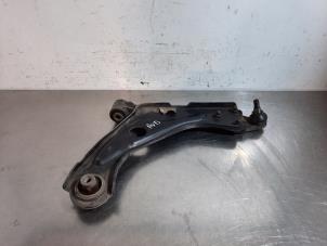 Used Front wishbone, right Citroen C4 Picasso (3D/3E) 1.2 12V PureTech 130 Price € 66,55 Inclusive VAT offered by Autohandel Didier