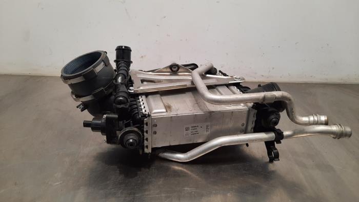 Usagé Intercooler Mercedes A-Klasse AMG (177.1) 2.0 A-35 AMG Turbo 16V 4Matic Prix € 229,90 Prix TTC proposé par Autohandel Didier