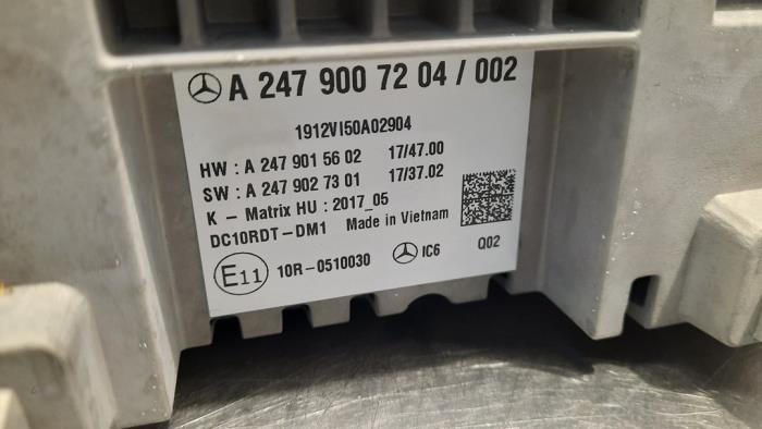Wyswietlacz nawigacji z Mercedes-AMG A-Klasse AMG (177.1) 2.0 A-35 AMG Turbo 16V 4Matic 2022