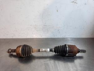 Used Front drive shaft, left Peugeot 3008 II (M4/MC/MJ/MR) 2.0 GT BlueHDi 180 16V Price € 193,60 Inclusive VAT offered by Autohandel Didier