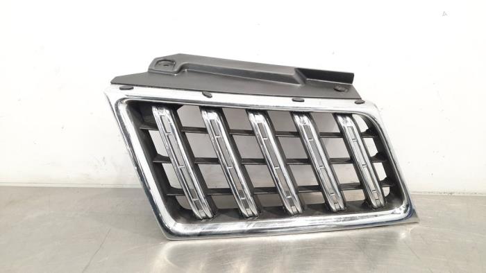 Używane Grill Mitsubishi L-200 2.5 DI-D 4x4 Cena € 24,20 Z VAT oferowane przez Autohandel Didier