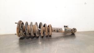 Used Front shock absorber, right Mitsubishi L-200 2.5 DI-D 4x4 Price on request offered by Autohandel Didier