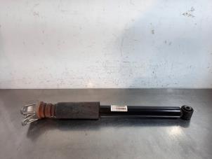 Used Rear shock absorber, left BMW X1 (F48) sDrive 18d 2.0 16V Price € 54,45 Inclusive VAT offered by Autohandel Didier
