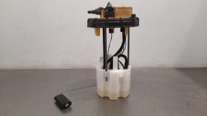 Used Electric fuel pump Opel Combo Cargo 1.5 CDTI 100 Price € 127,05 Inclusive VAT offered by Autohandel Didier