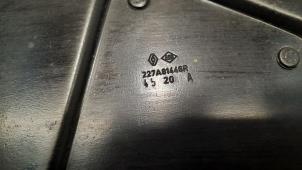 Abdeckblech Motor van een Renault Captur II (RJB) 1.5 Blue dCi 95 2021