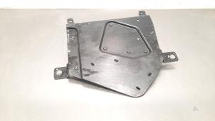 Abdeckblech Motor van een Renault Captur II (RJB) 1.5 Blue dCi 95 2021
