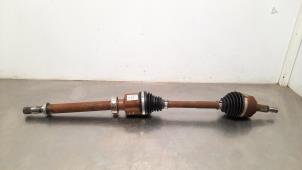 Used Front drive shaft, right Renault Clio V (RJAB) 1.6 E-Tech 140 16V Price € 363,00 Inclusive VAT offered by Autohandel Didier