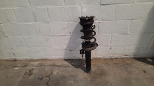 Used Front shock absorber, right Volkswagen T-Roc 2.0 R TSI 16V 4Motion Price € 127,05 Inclusive VAT offered by Autohandel Didier