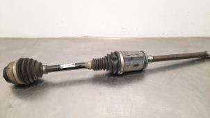 Used Front drive shaft, right BMW 5 serie Touring (G31) 530e xDrive 2.0 Turbo 16V Price € 514,25 Inclusive VAT offered by Autohandel Didier