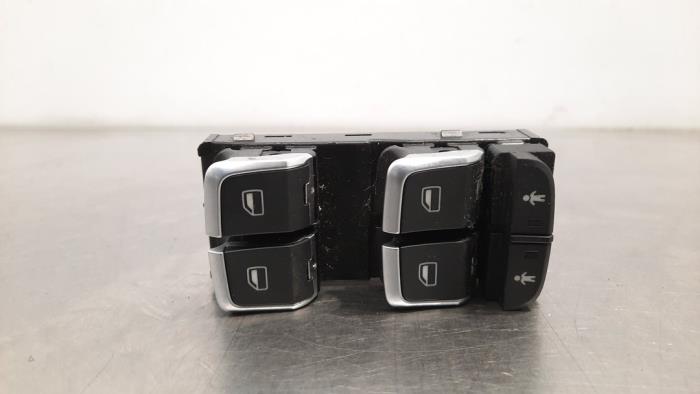 Używane Przelacznik combi okienny Audi RS 3 Sportback (8VA/8VF) 2.5 TFSI 20V Quattro Performance Cena € 30,25 Z VAT oferowane przez Autohandel Didier
