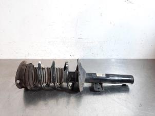Used Front shock absorber, right Skoda Scala 1.6 TDI Price € 127,05 Inclusive VAT offered by Autohandel Didier