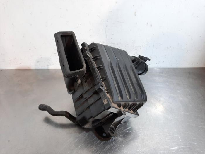 Begagnade Luftfilterhus Skoda Scala 1.6 TDI Pris € 60,50 Inklusive moms erbjuds av Autohandel Didier
