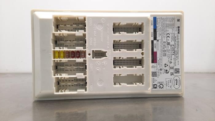Used Body control computer BMW i4 (G26) eDrive40 84 kWh Price € 332,75 Inclusive VAT offered by Autohandel Didier