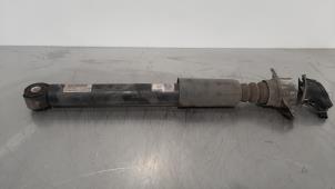 Used Rear shock absorber, left Audi A6 (C7) 3.0 TDI V6 24V Quattro Price € 96,80 Inclusive VAT offered by Autohandel Didier