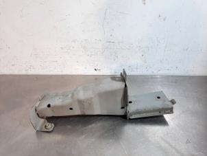 Used Chassis bar, front Renault Espace (RFCJ) 1.6 Energy dCi 160 EDC Price € 54,45 Inclusive VAT offered by Autohandel Didier